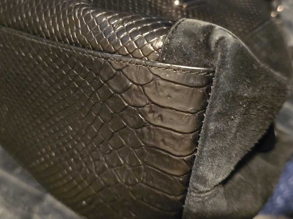 Coach Blake. Black Textured Leather Hobo Bag. GUC. - Picture 10 of 11